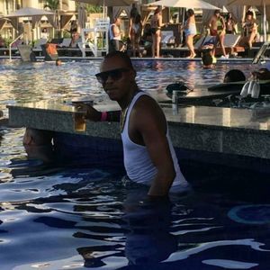 Meet your Posher, Horace